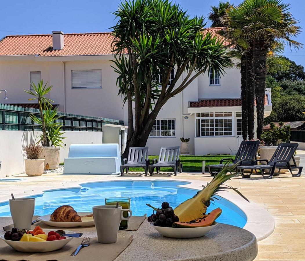 The Palm House Villa Ovar Bagian luar foto
